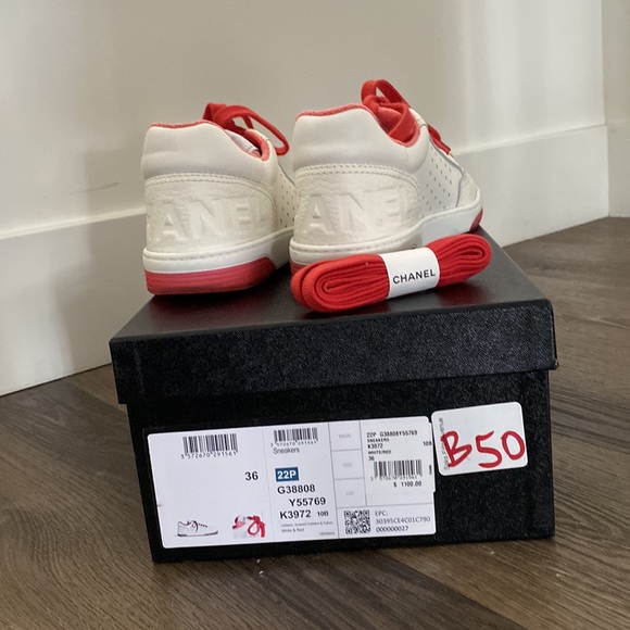 CHANEL 22P RUNNERS WHITE AND RED TENNIS SHOE - Picture 6 of 7